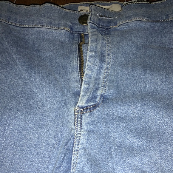 Jeans - Picture 2 of 2